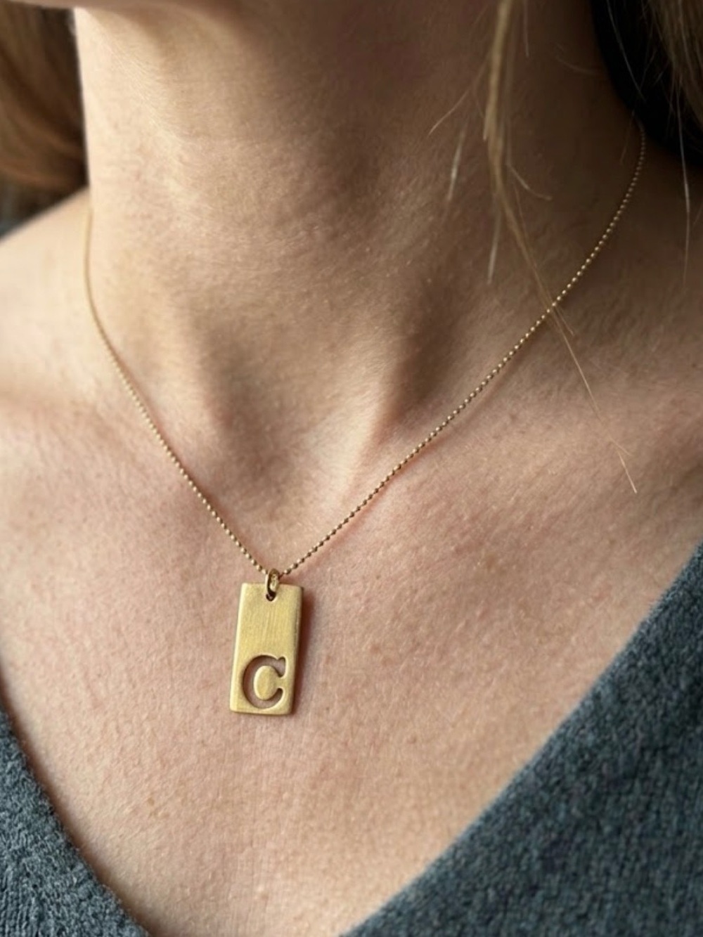 Gold Initial 'C' Rectangle Pendant Necklace - Personalized Women Jewelry